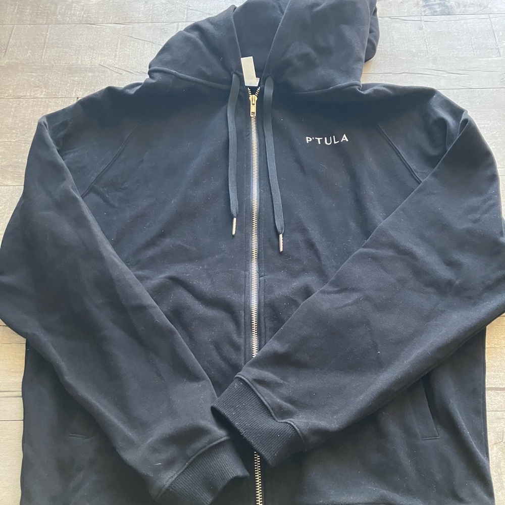 P'tula Black travel zip
